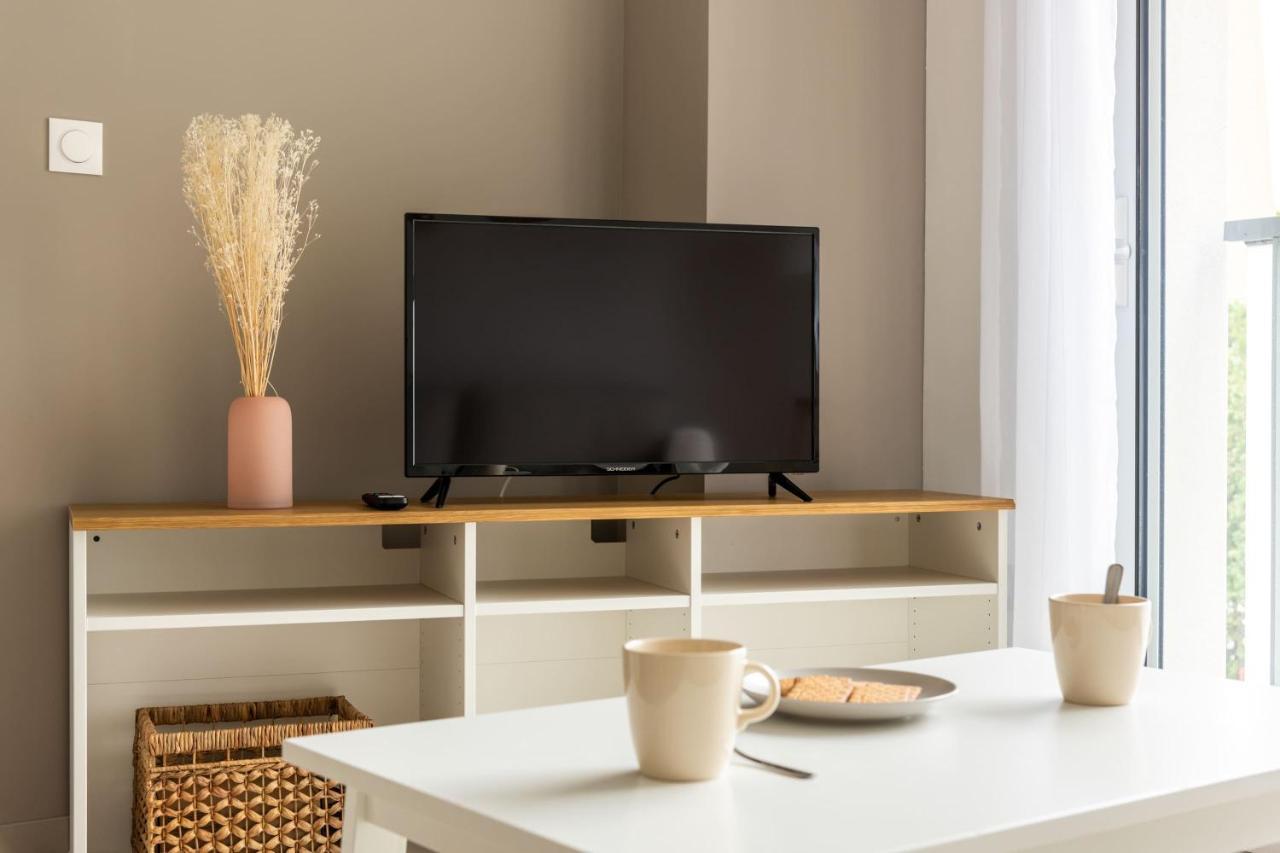 Ovelia Montpellier - Les Balcons De Montcalm Apartment Екстериор снимка
